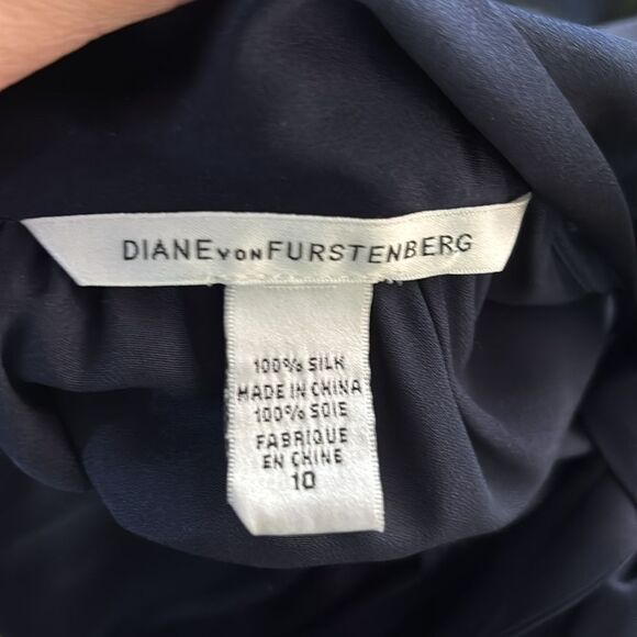 Diane Von Furstenberg satin silk navy Blue Halter Sheath Mini Dress, US10 - Picture 7 of 7